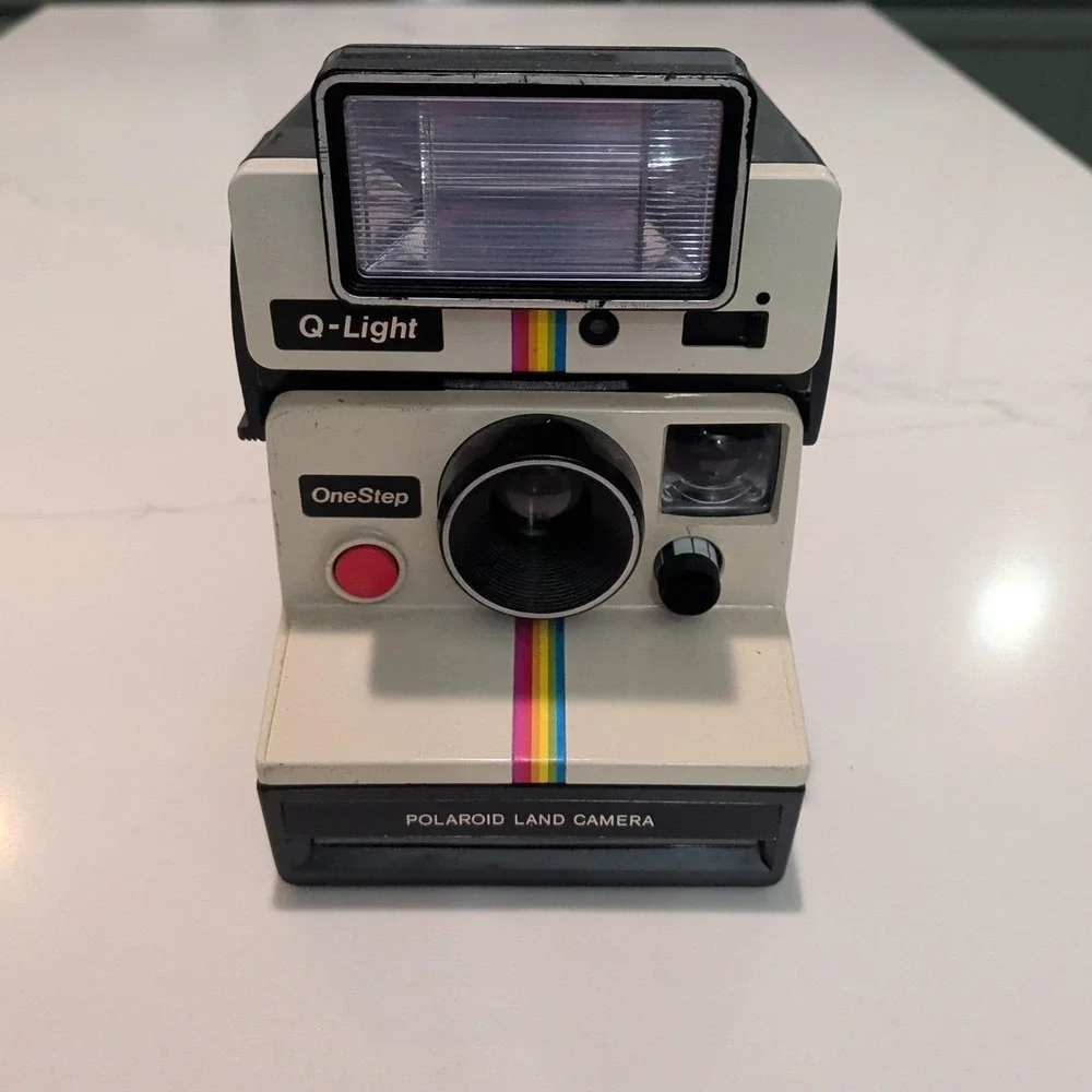 Polaroid One Step Camera With Q-Light Flash Untested - Picture 1 of 5